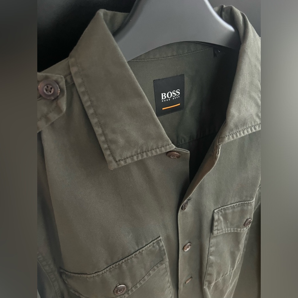 Hugo Boss Men's Military Green Combat Shirt (Large) - Picture 8 of 16